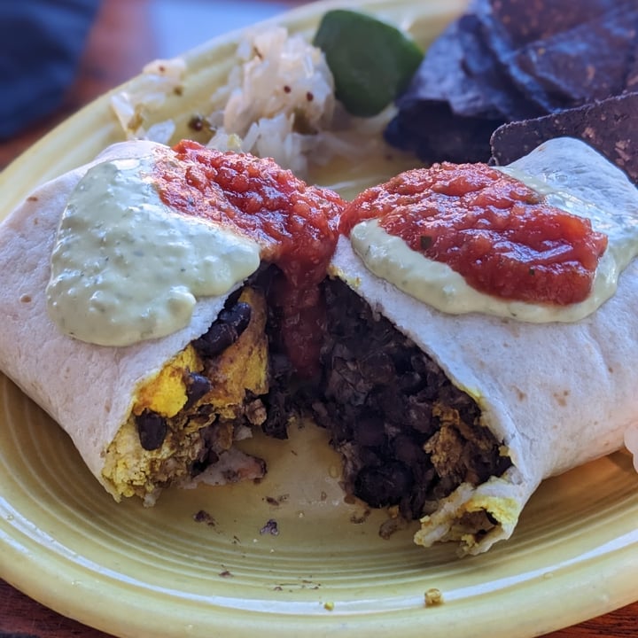 photo of Hard Times Cafe Vegan Breakfast Burrito shared by @iszy on  02 Mar 2023 - review