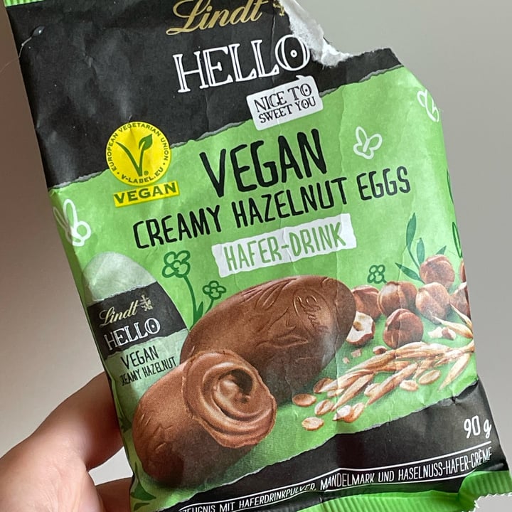 photo of Lindt Hello Vegan Creamy Hazelnut Eggs shared by @elviradeleo on  08 Apr 2023 - review