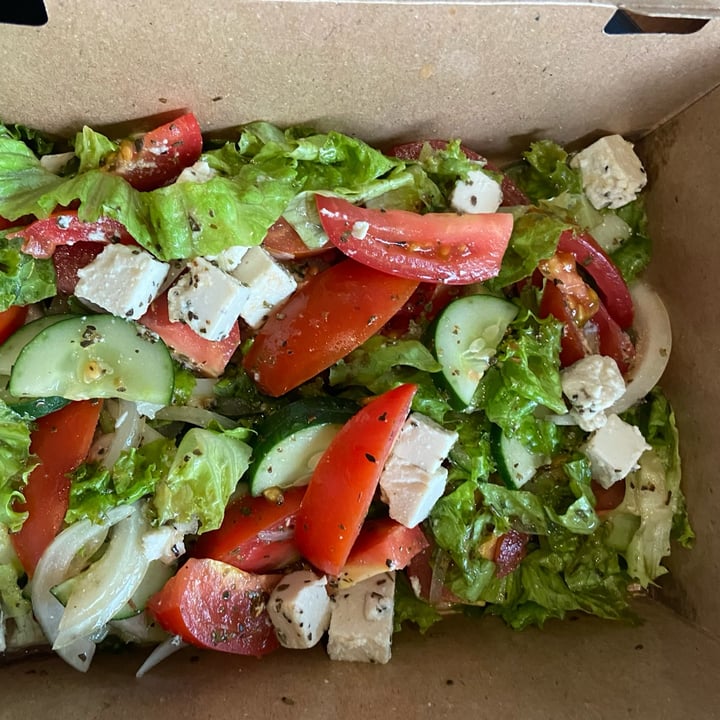photo of Alkaline Restaurant greek salad with cashew cheese shared by @sebalex on  04 Jan 2023 - review