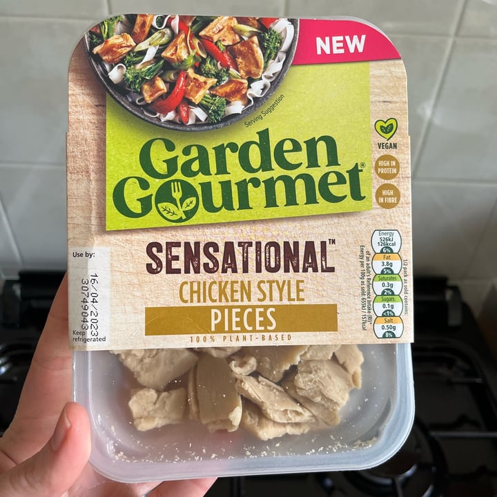 photo of Garden Gourmet Sensational Chicken Style Pieces shared by @ameriamber on  01 Apr 2023 - review