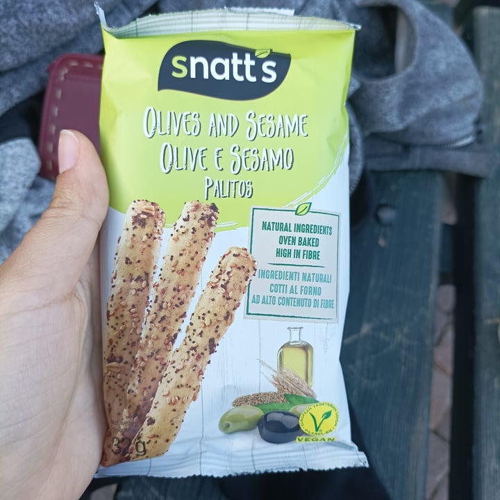 photo of snatt’s Palitos con olivas y sésamo shared by @estefanyreey on  09 Jan 2023 - review