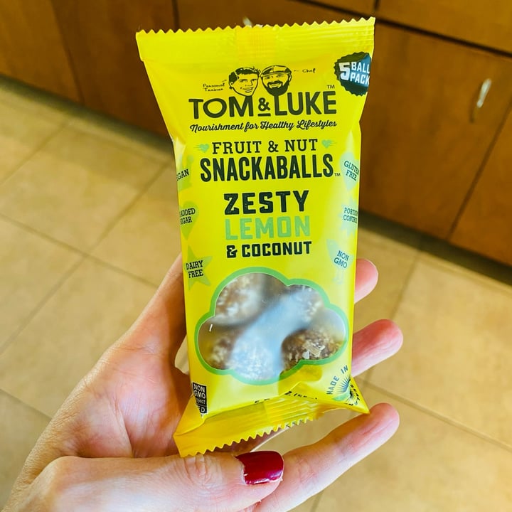 photo of Tom & Luke Fruit & Nut Snackaballs Zesty Lemon & Coconut shared by @beckyyy on  27 Apr 2023 - review