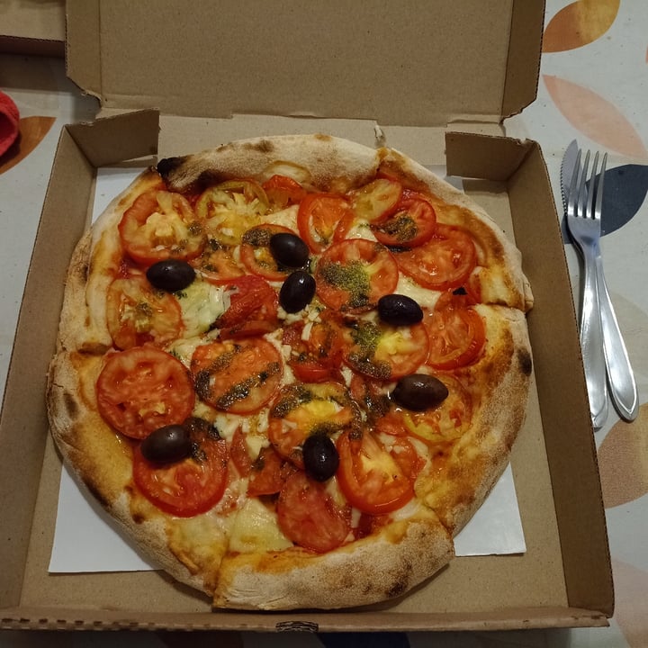 photo of La Zarpada Pizza Napolitana shared by @aldyflorent on  15 May 2023 - review