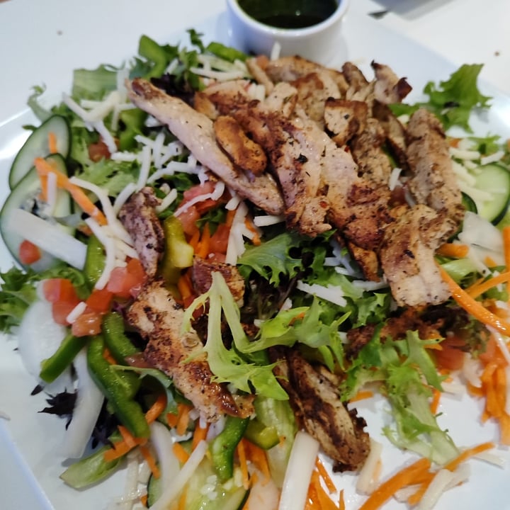 photo of The Modern Vegan Jamaica Salad shared by @littleredmushroom on  18 Apr 2023 - review