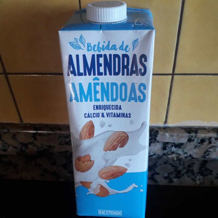 photo of Hacendado Bebida de Almendras shared by @maryni on  07 Aug 2023 - review