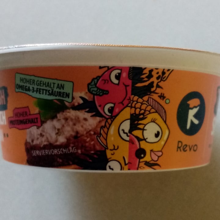 photo of Revo Foods Revo Tuna Spread shared by @valeveg75 on  11 Feb 2023 - review