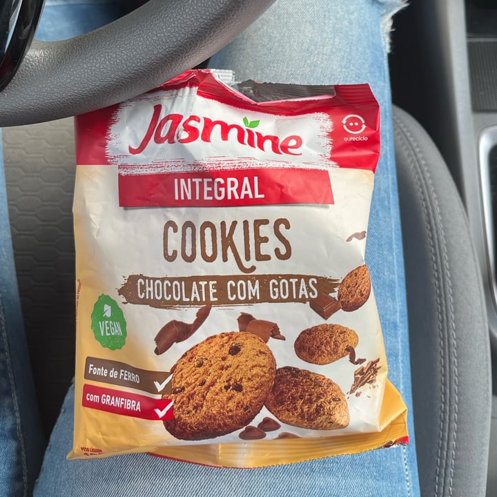 photo of Jasmine Cookie chocolate com gotas shared by @debhvt on  06 May 2023 - review