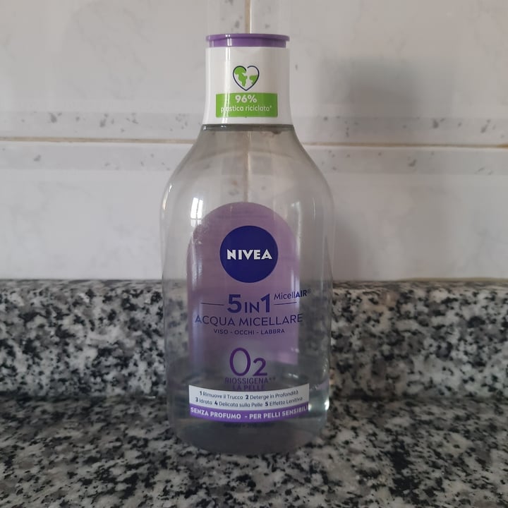 photo of Nivea 5 in 1 acqua micellare shared by @cestpomme on  11 Jul 2023 - review