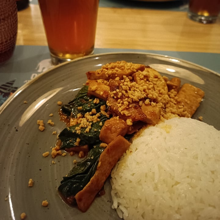 photo of Dhabbu - l'asiatico Kung Fu Pao shared by @federicaragni on  26 Feb 2023 - review