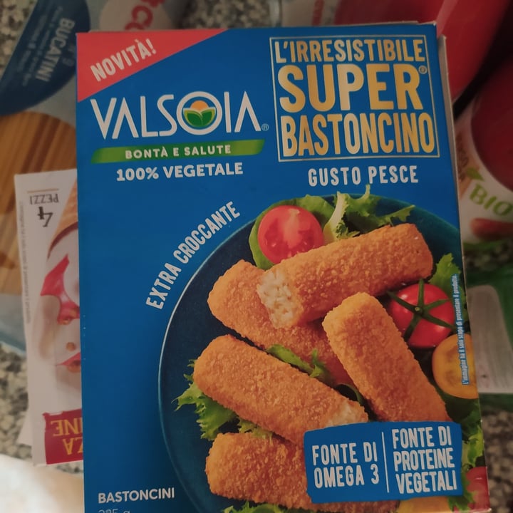 photo of Valsoia L'Irresistibile Super Bastoncino Gusto Pesce shared by @alinapo on  21 Jun 2023 - review