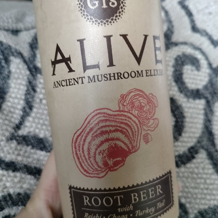 photo of GT’s Living Foods Alive - Ancient Mushroom Elixir Root Beer shared by @earthenlynx on  13 Aug 2023 - review
