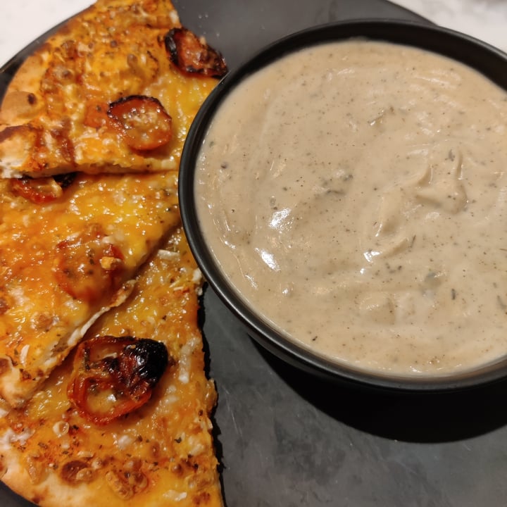 photo of Kafé Plattan creamy cauliflower soup with pizza slices shared by @enkelvegan on  19 Feb 2023 - review