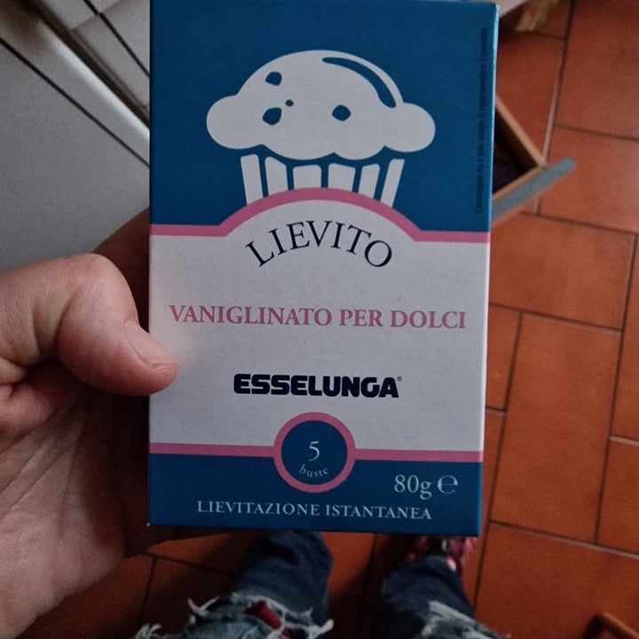 photo of  Esselunga Lievito Vanigliato Per Dolci shared by @jinny on  06 Jan 2023 - review