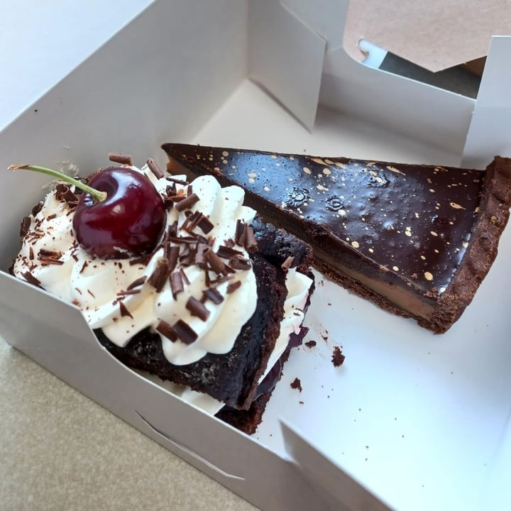photo of Pure Vegan Desserts shared by @geo23 on  19 May 2023 - review