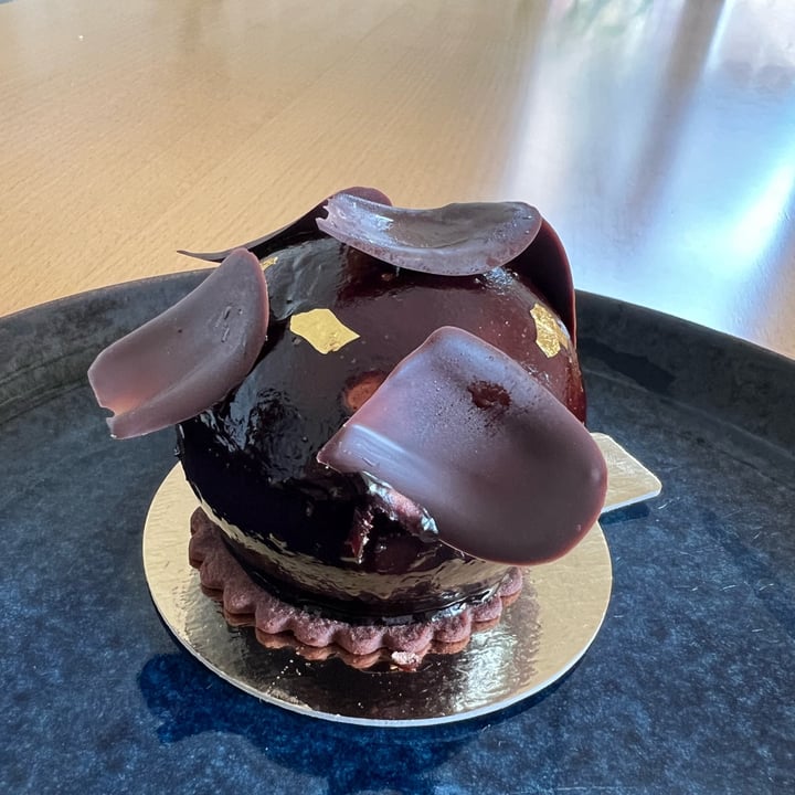 photo of White Rabbit Bakery Black Forest shared by @papilio on  11 May 2023 - review