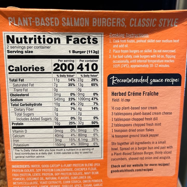 photo of Good Catch Plant Based Salmon Burgers Classic Style shared by @carolbrittx on  11 Apr 2023 - review