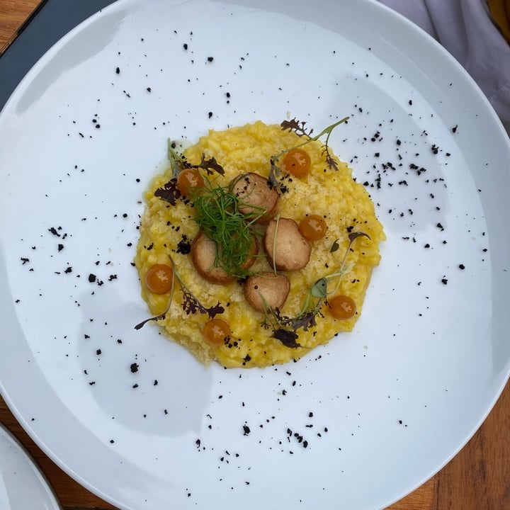 photo of Meatless District Roasted Yellow Tomato Risotto shared by @elitofu on  21 Jun 2023 - review