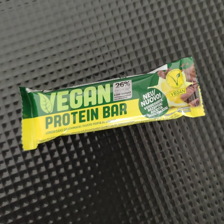photo of Lidl Protein Bar Lemon Cake  shared by @lukasser on  23 May 2023 - review