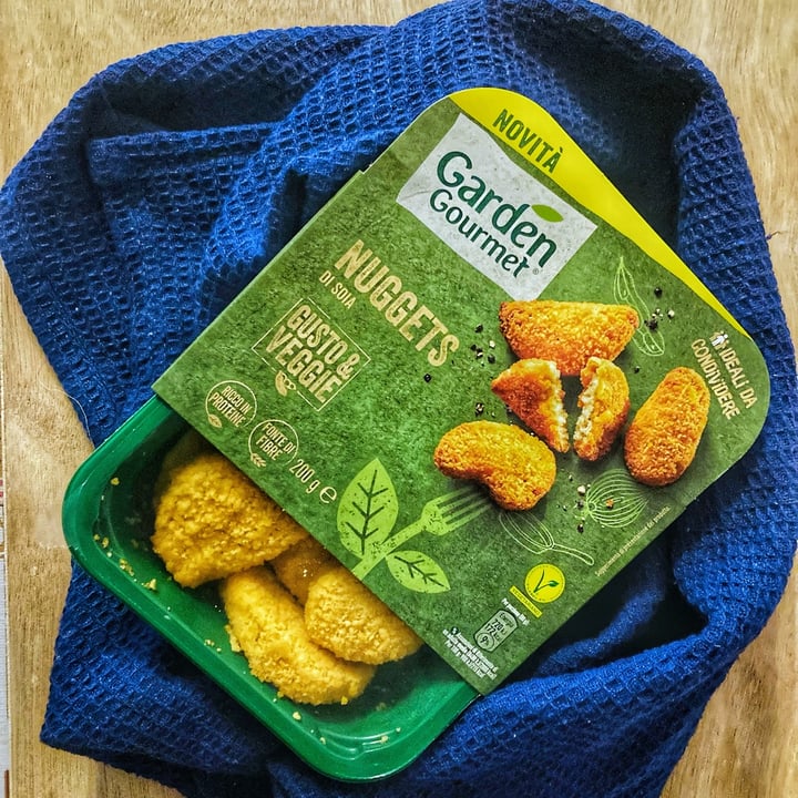 photo of Garden Gourmet Nuggets di Soia shared by @federicathewitch on  05 May 2023 - review