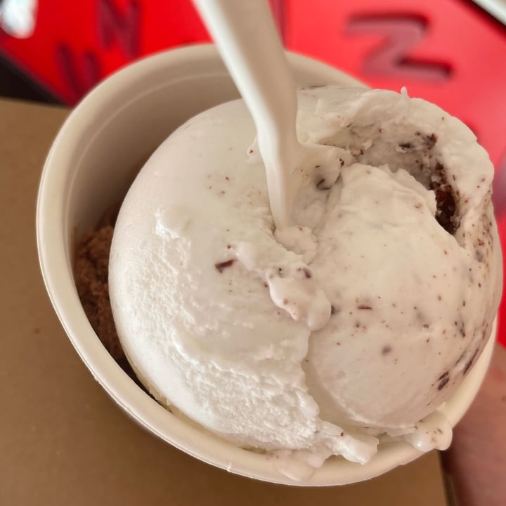 photo of Unframed icecream Salted Chocolate Ice Cream shared by @carlicosta on  27 Feb 2023 - review
