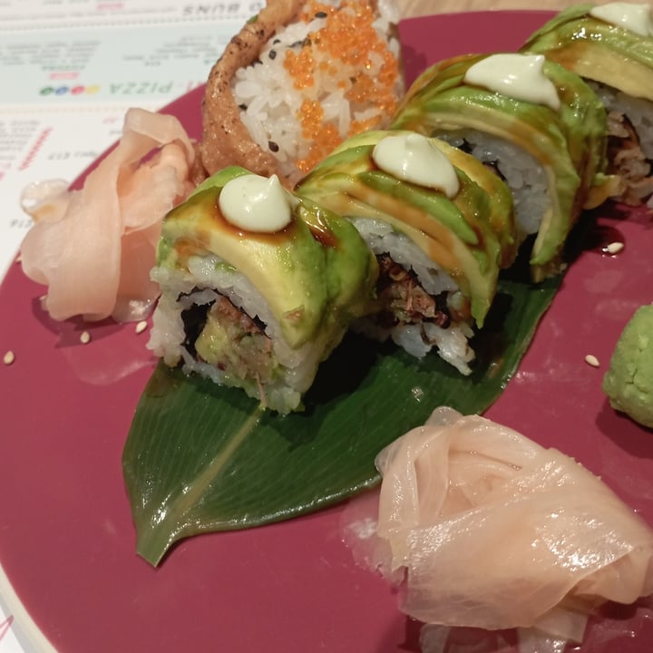 photo of 123V Dragon roll shared by @chiaraclaire on  12 Jan 2023 - review