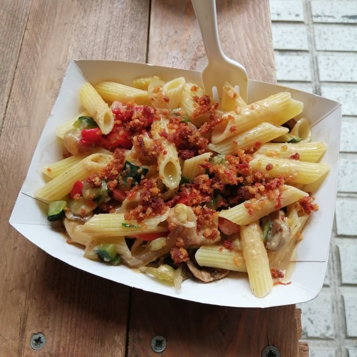 photo of Outro Conto pasta con verduras shared by @naidovento on  29 May 2023 - review