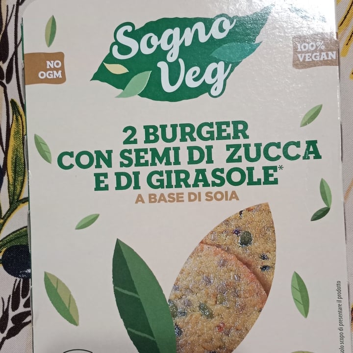 photo of Sogno veg 2 burger con semi di zucca e girasole shared by @francescaglad7 on  10 Jun 2023 - review