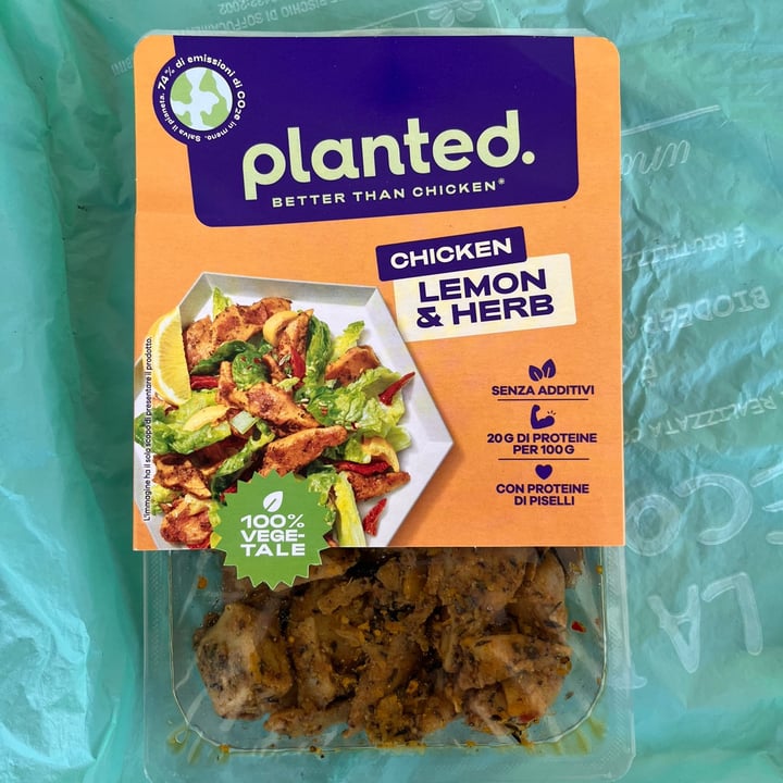 photo of Planted chicken lemon & herb shared by @myriam- on  10 Jun 2023 - review