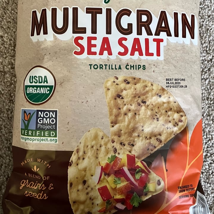 photo of Late July Snacks Multigrain Sea Salt Tortilla Chips shared by @tamirizg on  11 Aug 2023 - review