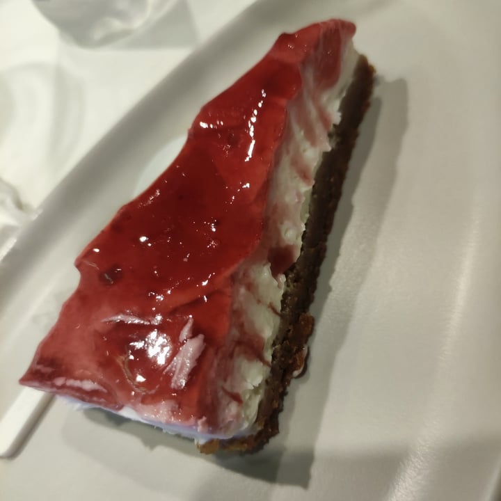 photo of Vegrano Cheesecake Vegan shared by @user123987 on  13 Aug 2023 - review