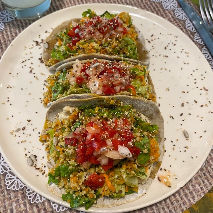 photo of Raíces Verdes Taco vegano shared by @juliastepanenko on  23 Jul 2023 - review
