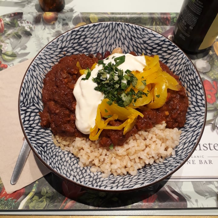 photo of Le Botaniste Chili Sin Carne shared by @giovannieugenio on  21 Apr 2023 - review