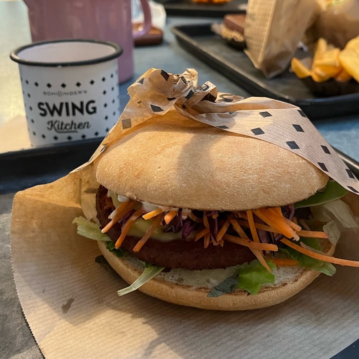 photo of Swing Kitchen Cheese Burger shared by @tipsyballoons on  31 Dec 2022 - review