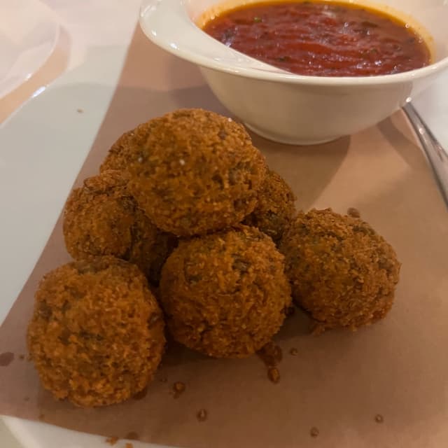 Photo of the dish “polpettine di lenticche e salsa all’arrabiata”