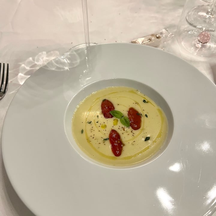 photo of Darì Ristorante & Enoteca Crema di porri e patate con pomodori e basilico shared by @cosamangiaeri on  15 Dec 2022 - review