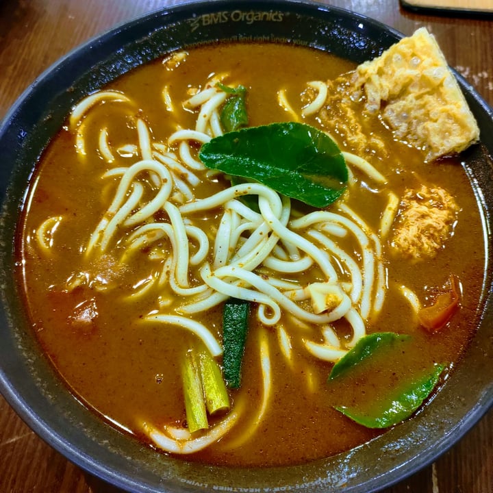 photo of BMS Organics Oat Milk Tom Yam Noodle Soup shared by @stevenneoh on  23 Mar 2023 - review