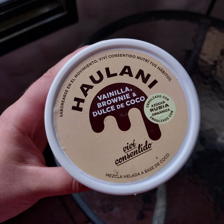 photo of Haulani Helado de vainilla con brownie shared by @julietaaz on  23 Jan 2023 - review