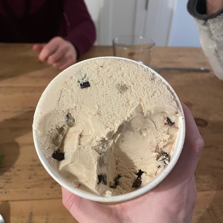 photo of Ben & Jerry's Cookies On Cookie Dough Non-Dairy Ice Cream shared by @lucyjseward on  09 Feb 2023 - review