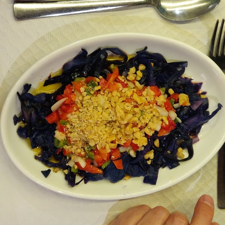 photo of Taberna "El Parral" ensalada de col lombarda shared by @joxi on  20 Apr 2023 - review