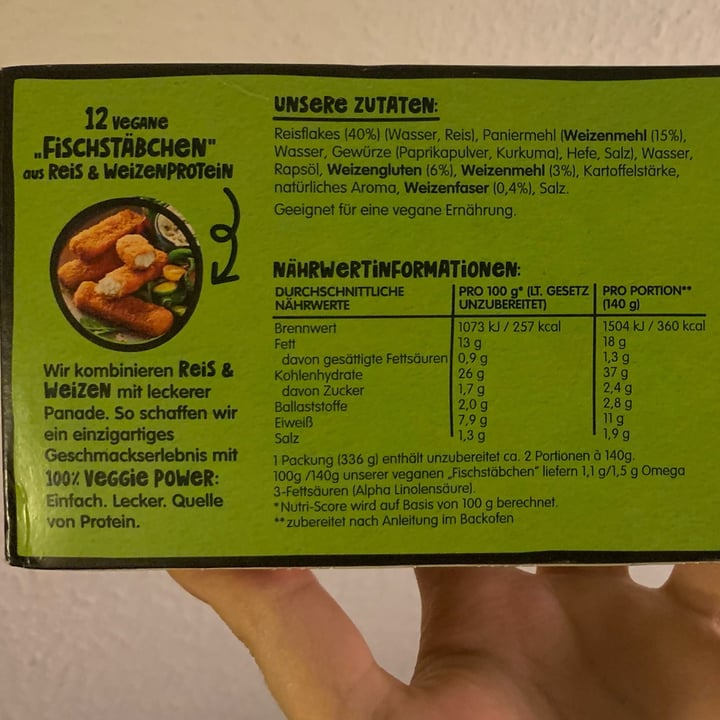 photo of Iglo Green Cuisine 12 Fish Sticks shared by @potplant on  22 Feb 2023 - review