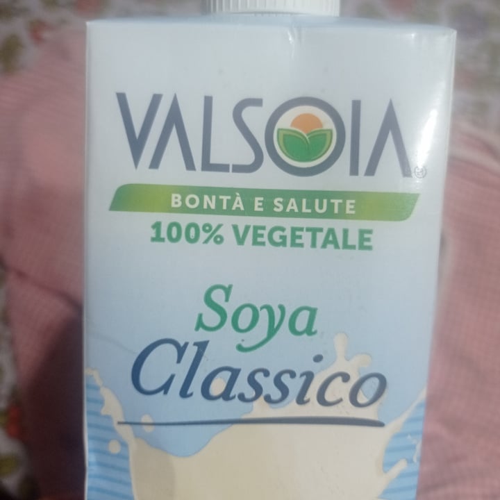 photo of Valsoia latte di soia gusto classico shared by @libyy on  02 Jan 2023 - review