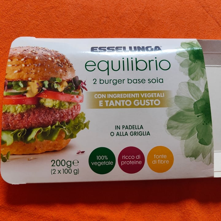 photo of  Esselunga equilibrio 2 burger base soia shared by @gilazza on  30 Jun 2023 - review