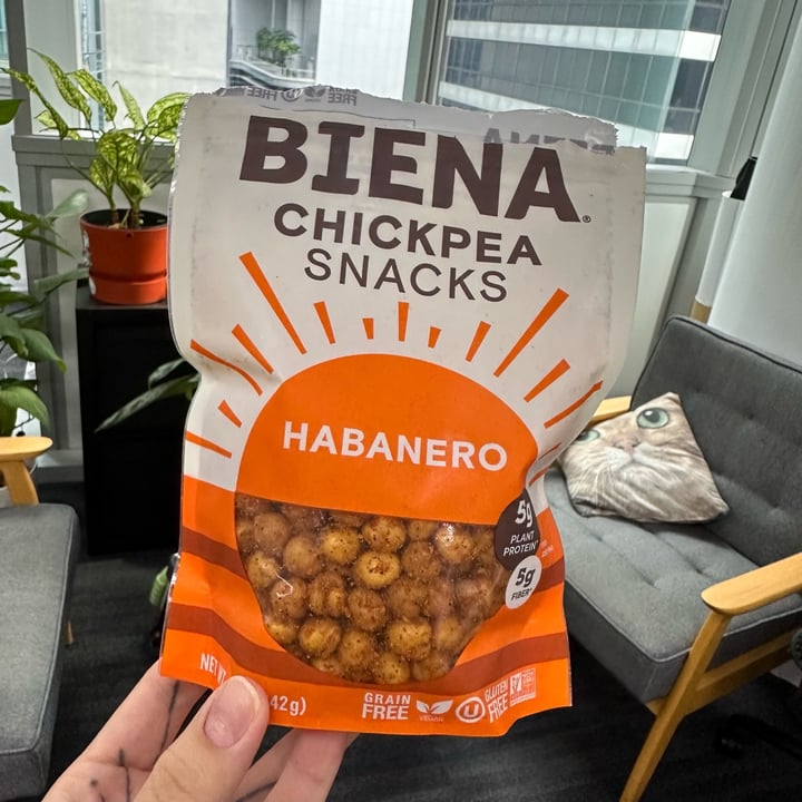 photo of Biena Snacks Chickpea Snacks Habanero shared by @dafnelately on  26 May 2023 - review