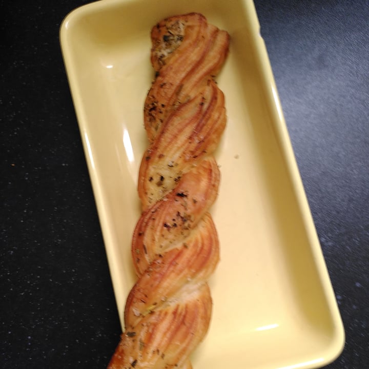 photo of SAINT-JEAN Amsterdam rosemary and salt pastry shared by @walkabout-veg on  17 Apr 2023 - review