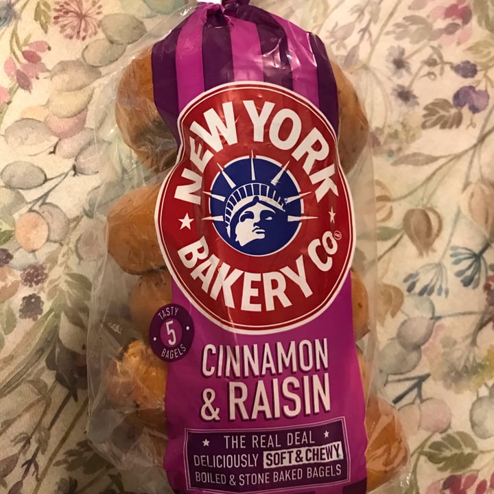photo of New York Bagel Cinnamon And Raisin shared by @masscas on  02 Feb 2023 - review