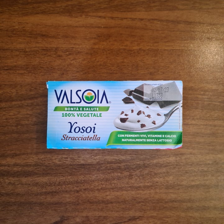 photo of Valsoia yogurt alla stracciatella shared by @allyrocks on  03 Jun 2023 - review