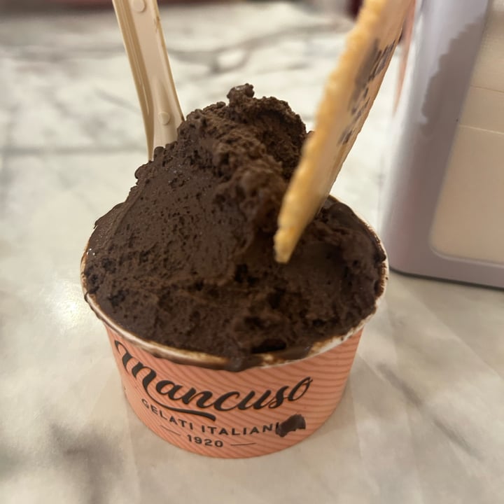 photo of Mancuso Gelati Italiani 1920 Cioccolato Gelato shared by @nathlena19 on  18 Jun 2023 - review