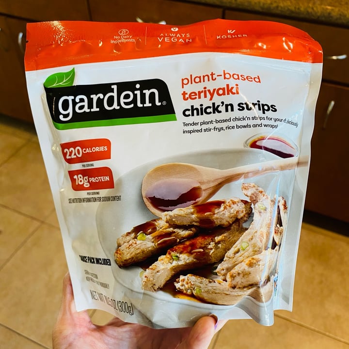 photo of Gardein Teriyaki Chick`n Strips shared by @beckyyy on  14 Jun 2023 - review