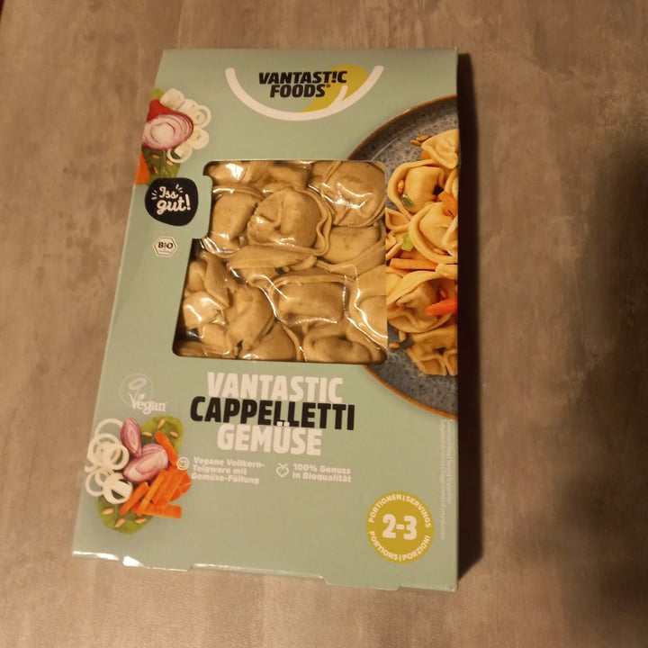 photo of Vantastic Foods Cappelletti alle verdure shared by @obstinatevegangirl on  15 Jan 2023 - review
