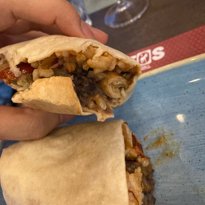 photo of Britos Milano burrito shared by @alecrisci on  21 Jul 2023 - review